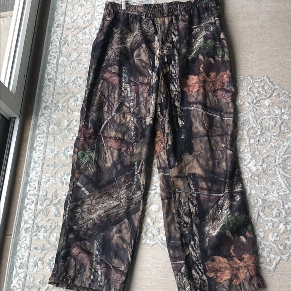 NWOT XL Cabela’s camo pants